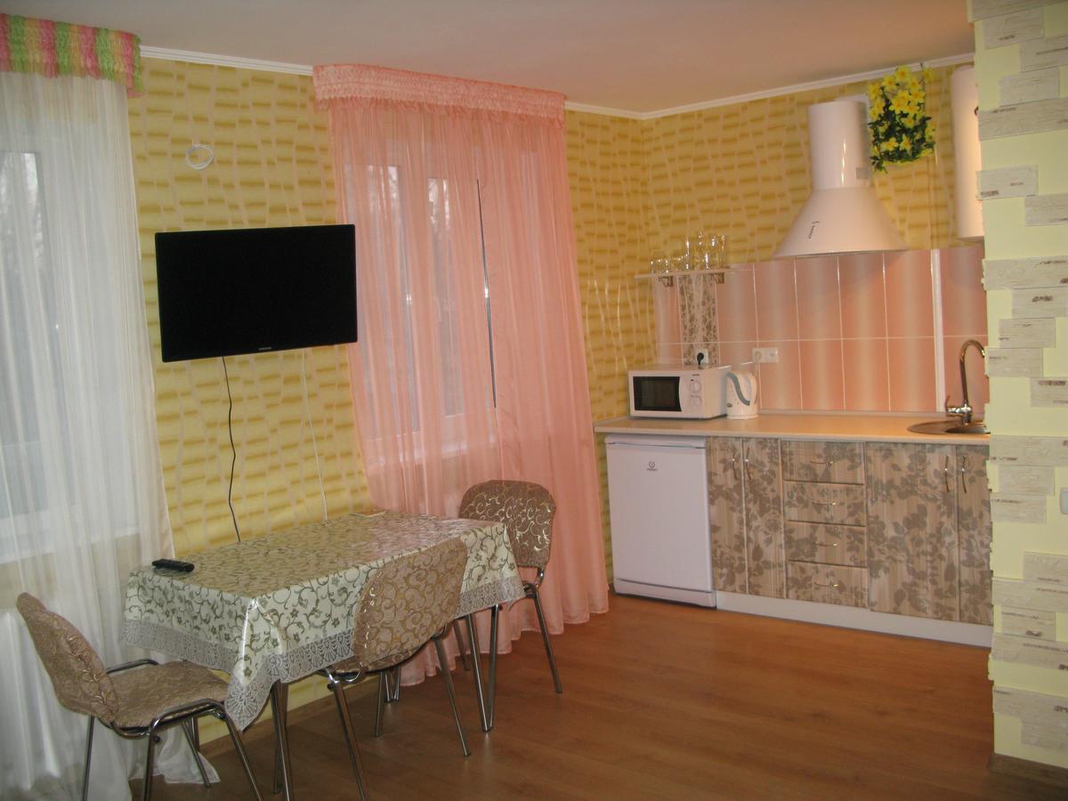 Затишна Студія, 10Хв Від Залізничного Вокзалу Krywyj Rih Exterior foto