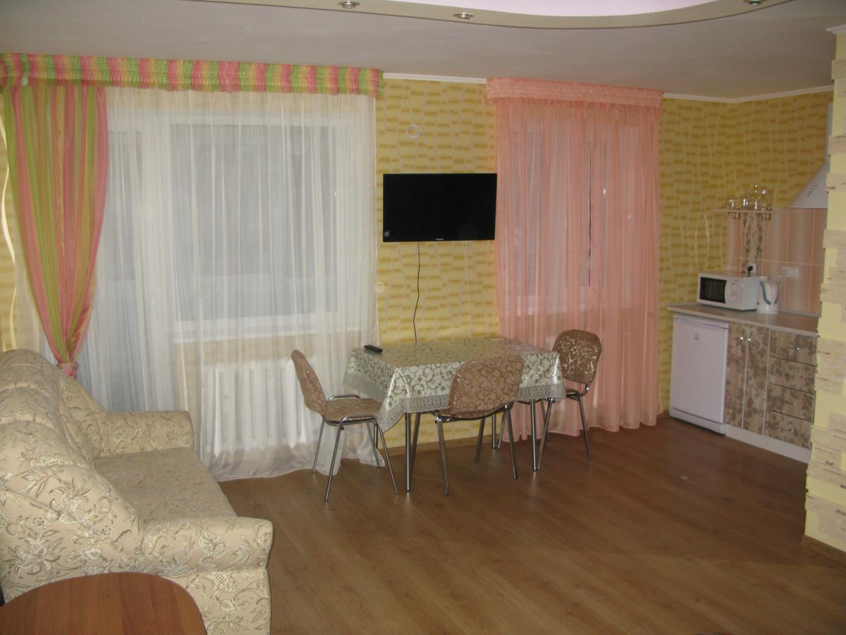 Затишна Студія, 10Хв Від Залізничного Вокзалу Krywyj Rih Exterior foto